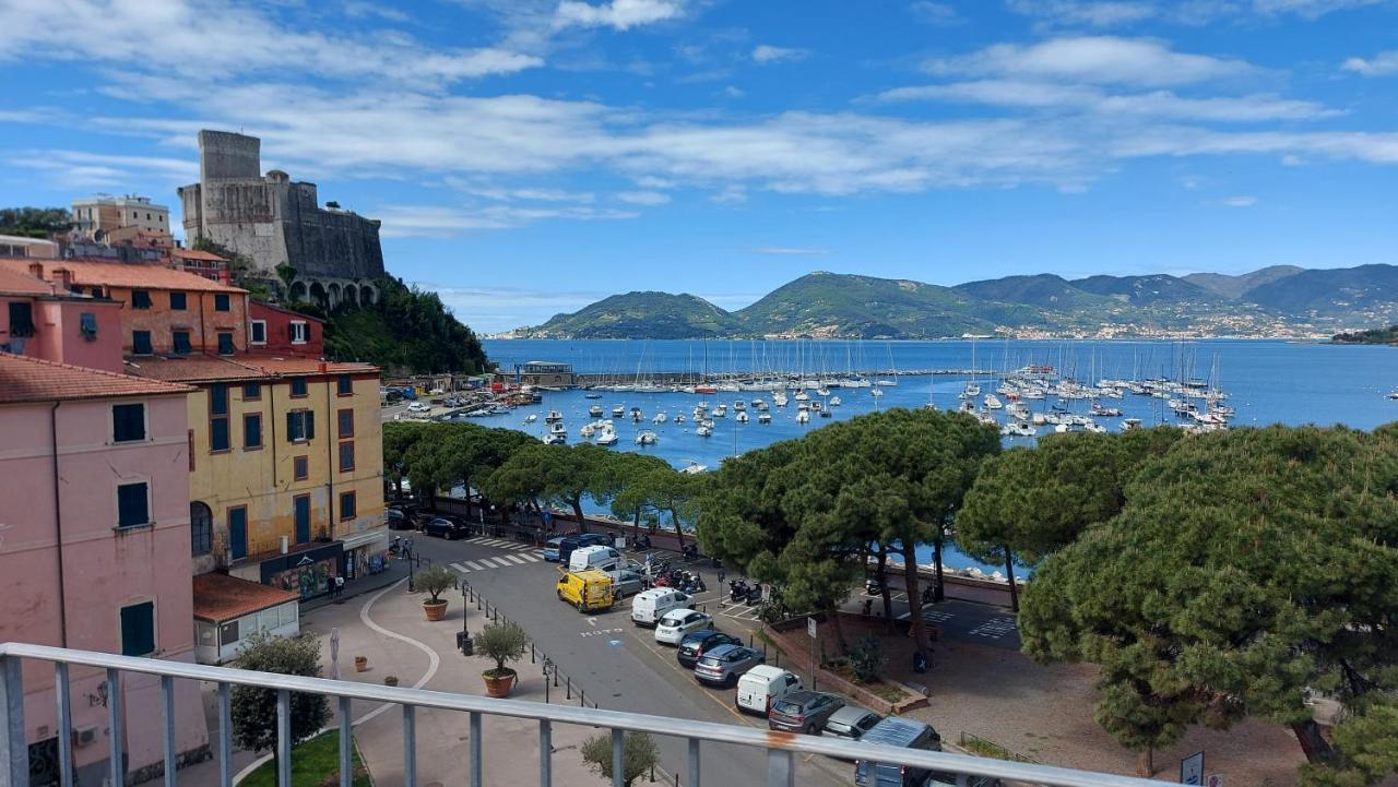 La Soffitta Sul Golfo Appartement Lerici Buitenkant foto